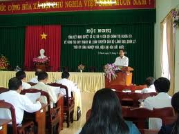 Konferensi Evaluasi Instruksi Polit Biro No.42 diadakan di kota Da Nang